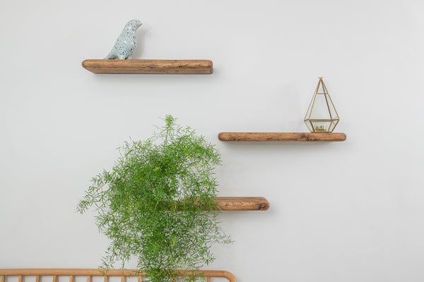 Farmhouse dark air-dried oak shelves
