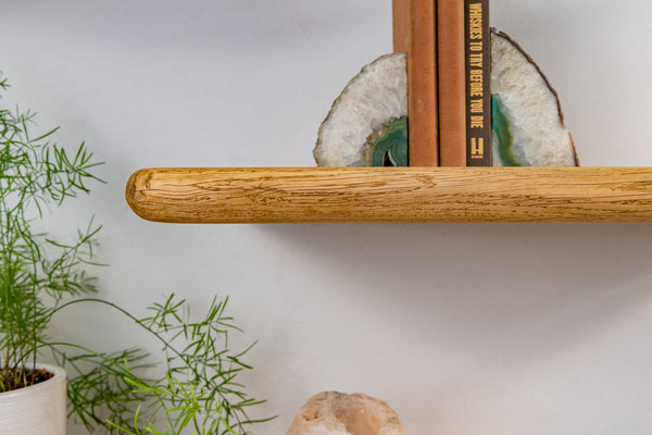 Thin Farmhouse – Warm Oak Shelves For Plasterboard Walls
